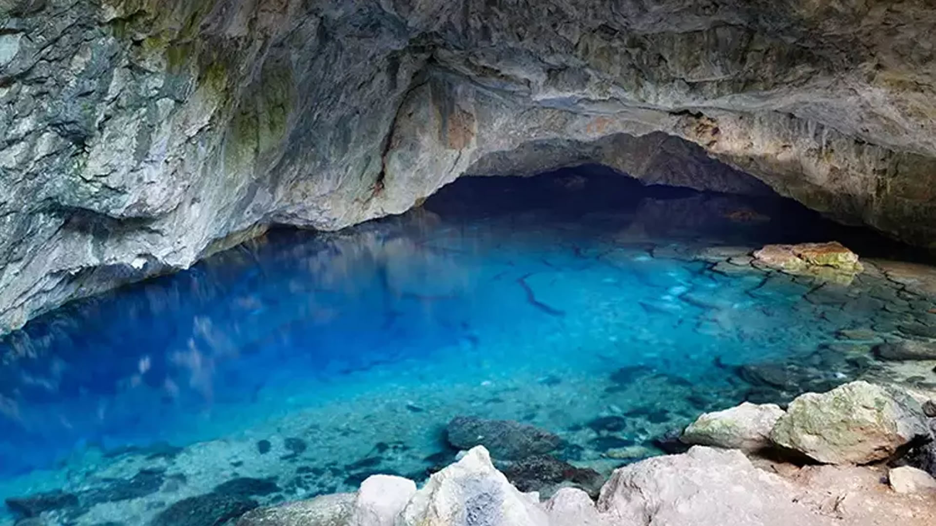 Zeus's Cave