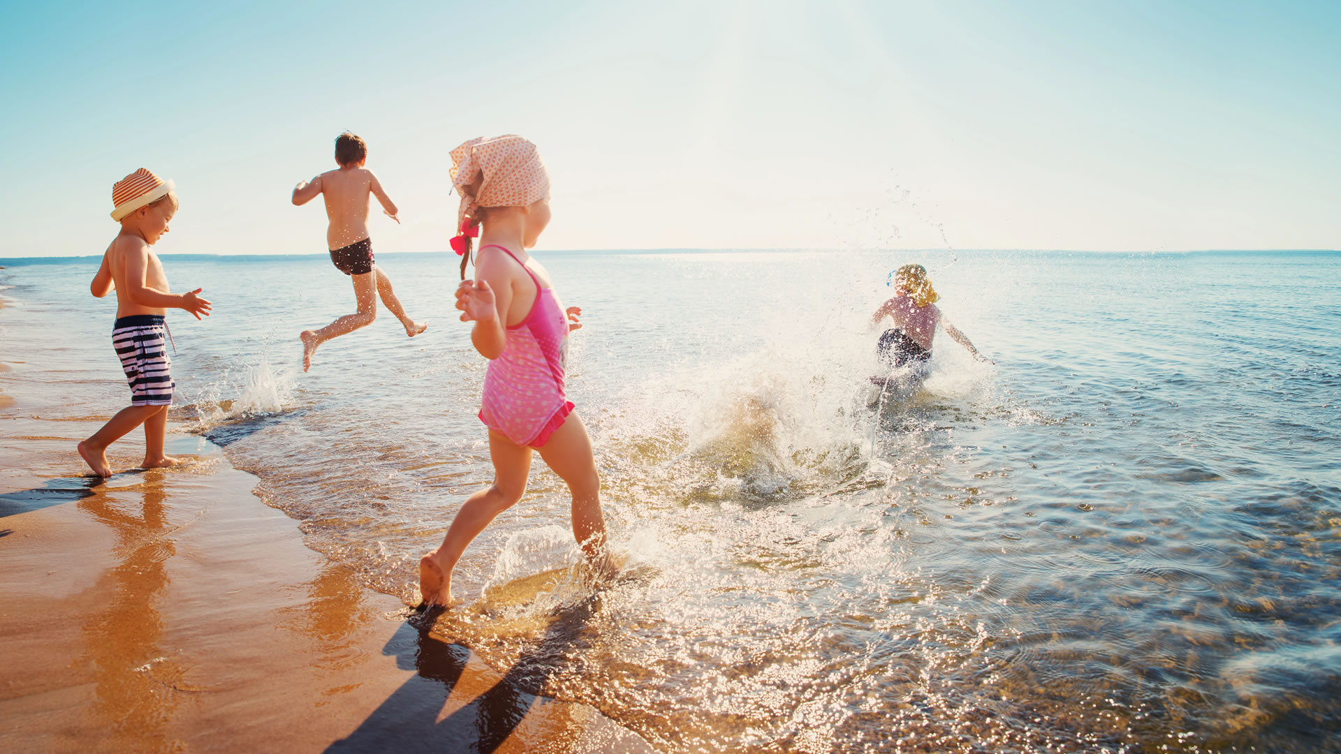 Wie schützen wir unsere Kinder vor UV-Strahlen im Sommer ?