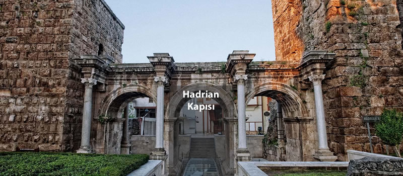 Antalya Hadrian Kapısı