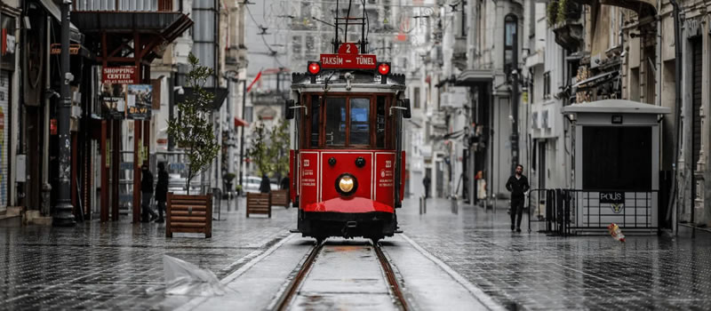 taksimde_uygun_fiyatli_kiralama_deneyimi_yasayin